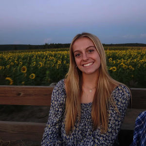 Meet your Posher, Hailey